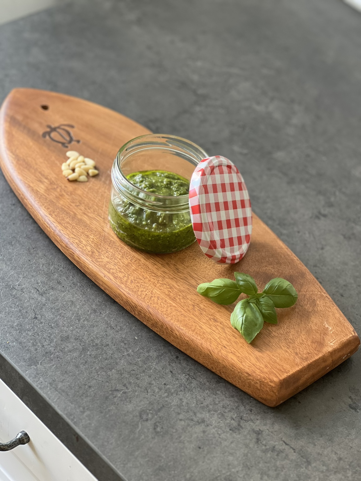 fertiges Pesto